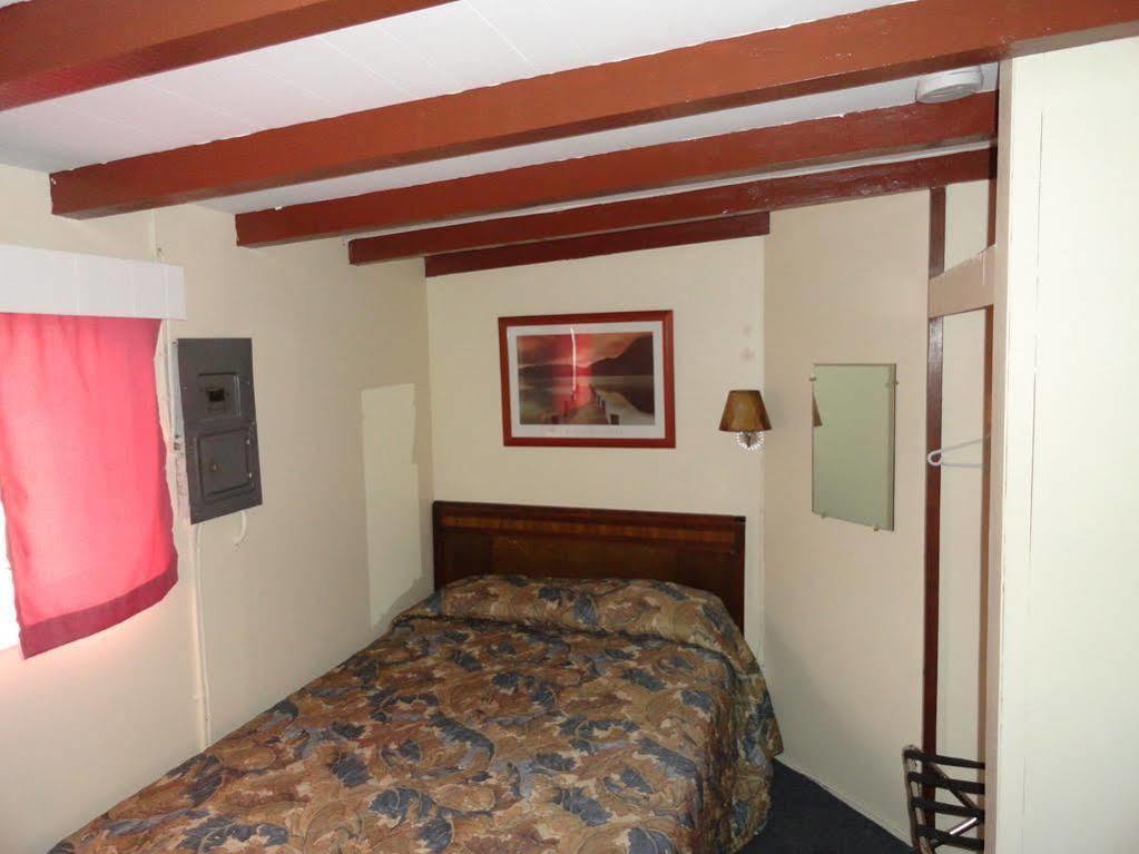 Oceanside Villas Сешелт Экстерьер фото