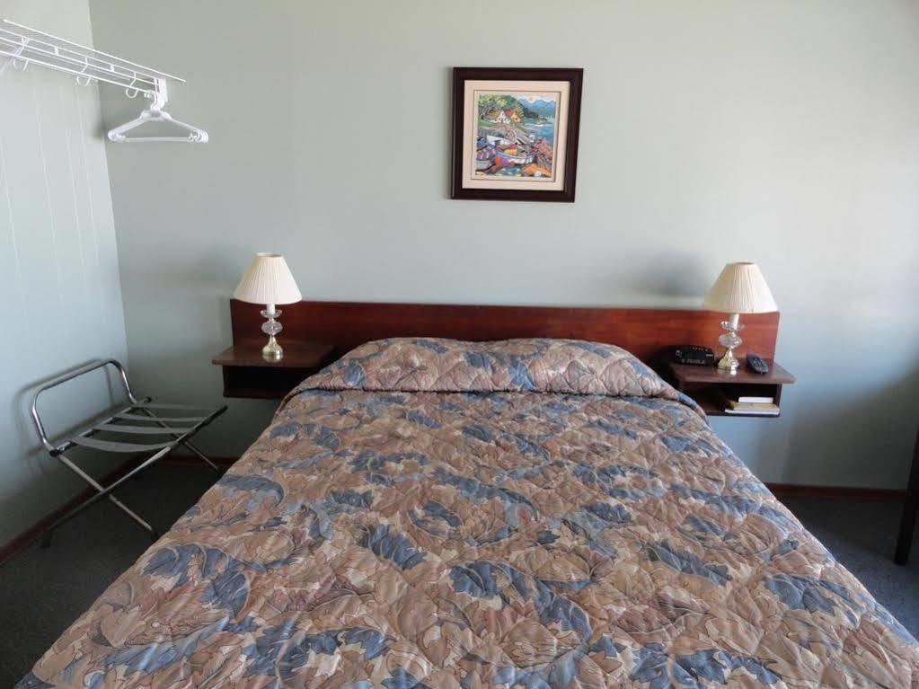 Oceanside Villas Сешелт Экстерьер фото