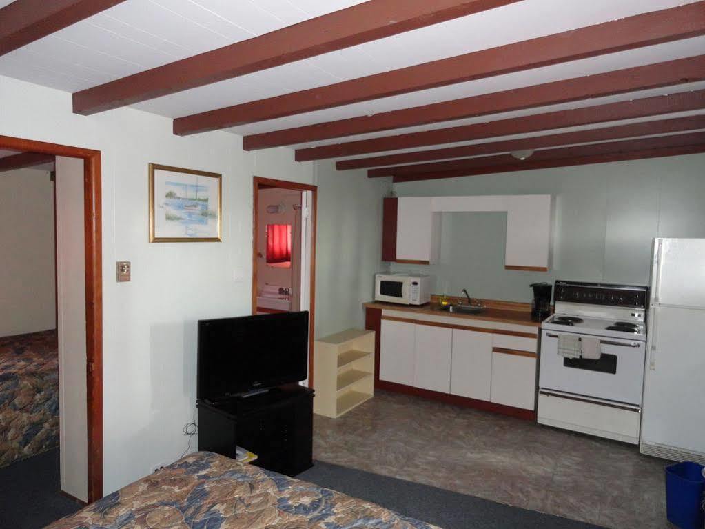 Oceanside Villas Сешелт Экстерьер фото